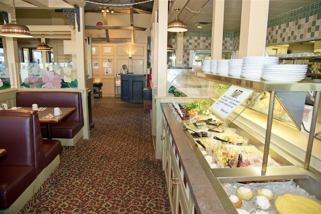 Canadas Best Value Inn Whitecourt Restaurant photo