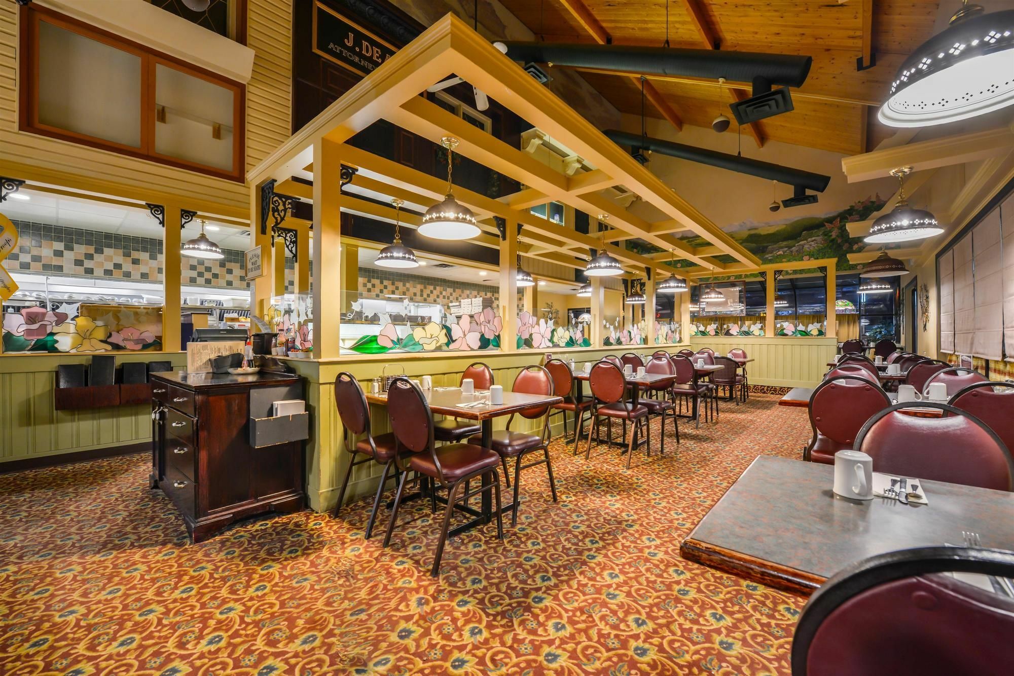 Canadas Best Value Inn Whitecourt Exterior photo